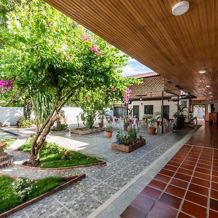 Hotel Colonial וילה-וייחה מראה חיצוני תמונה